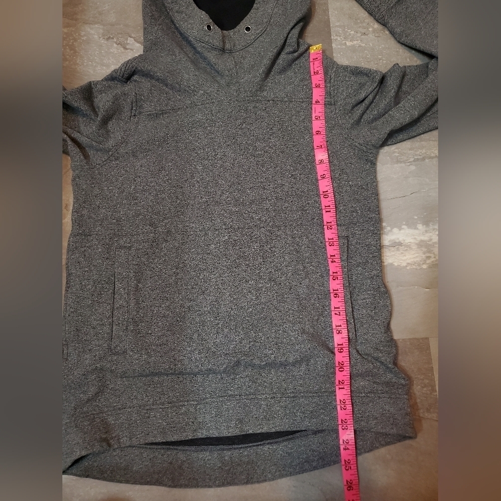 Lululemon long sleeves pullover hoodie. Dark heathered grey. Size 4. Oversized. - Picture 9 of 10